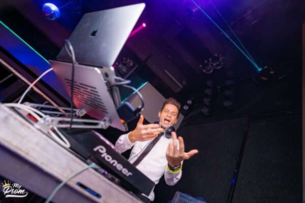 Just DJ